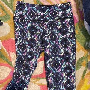 Vibrant exercise leggings